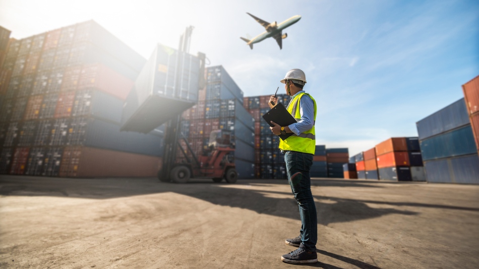 Estudiar la FP en Transporte y Logística con UNIR FP puede abrirte interesantes oportunidades laborales para tu futuro