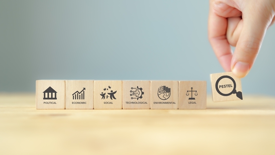 Los factores del macroentorno escapan al control de la empresa, pero es fundamental que los conozca y los tenga en cuenta a la hora de plantear su estrategia de negocio y sus objetivos