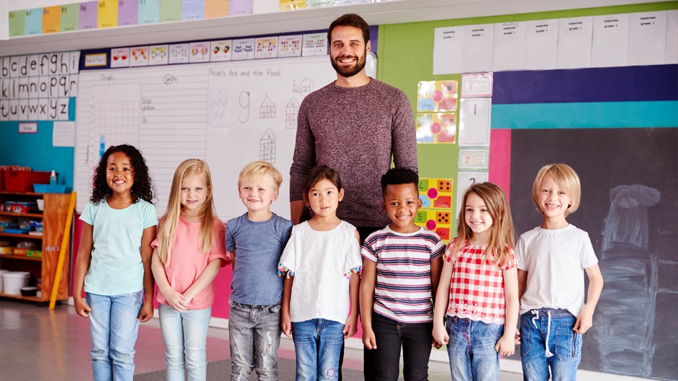 En el Grado Superior en Educación Infantil de UNIR FP conocerás a fondo cuáles son los principios metodológicos en Educación Infantil